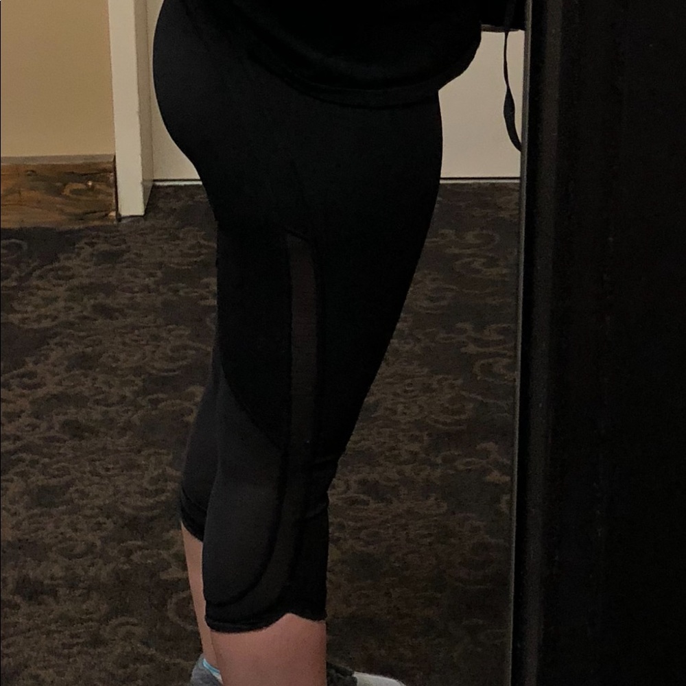 Lululemon Cropped Yoga Pants - Mesh Cutouts